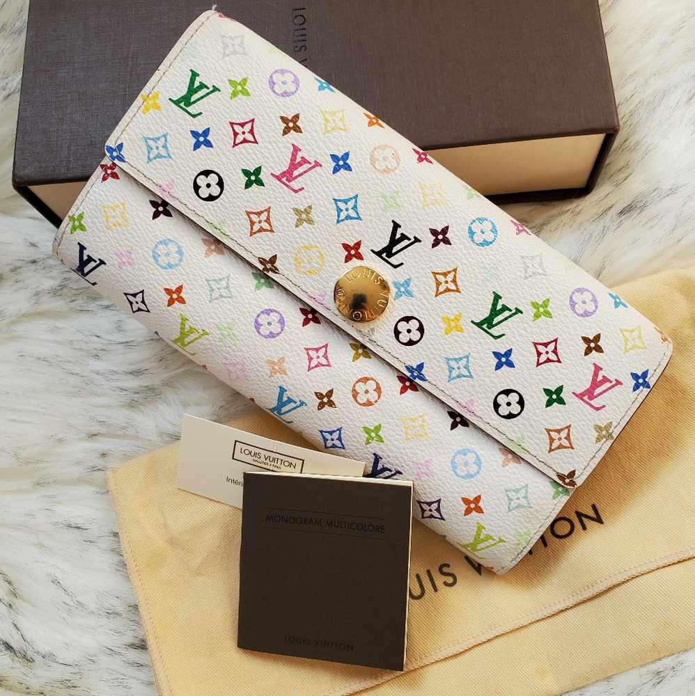 ✅💯AUTHENTIC Louis Vuitton wallet